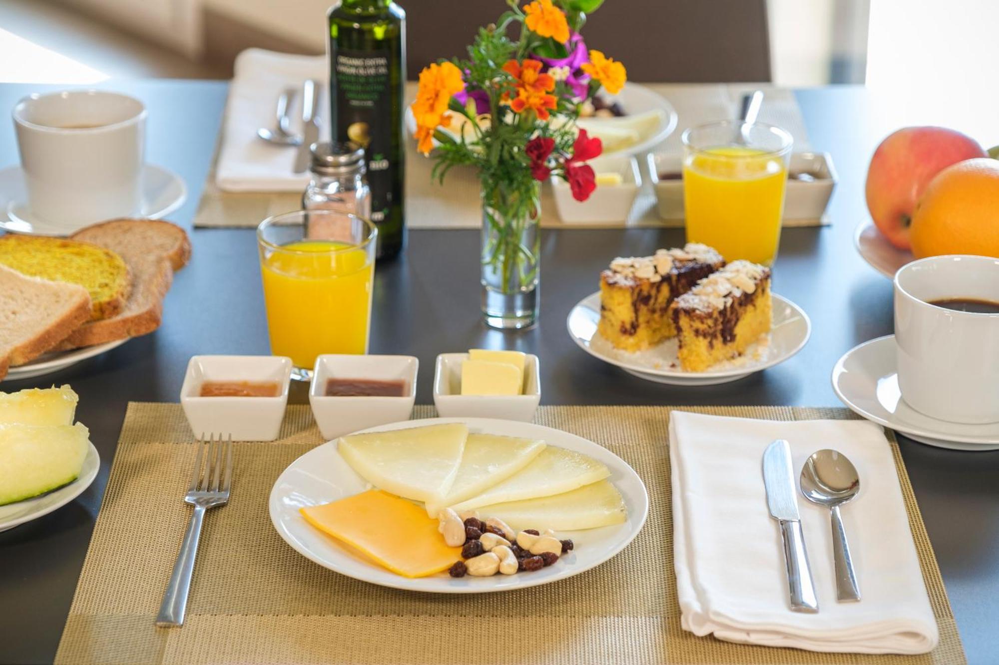 Hotel Campusphi อาเซโบ ภายนอก รูปภาพ